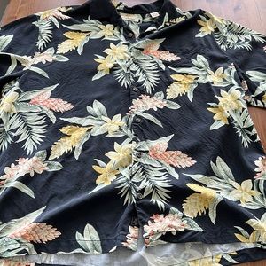 Tommy Bahama Hawaiian shirt, navy blue with floral print. Size 2XB